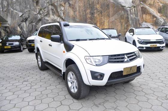 MITSUBISHI PAJERO DAKAR 3.2 4X4 16V TURBO INTERCOOLER DIESEL 4P MANUAL MITSUBISHI PAJERO DAKAR 3.2 4X4 16V TURBO INTERCOOLER DIESEL 4P MANUAL